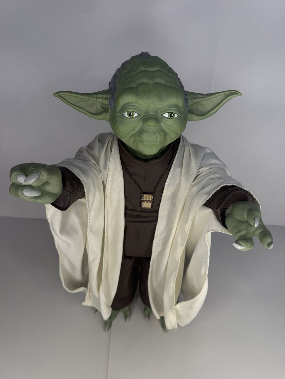 Star Wars Legendary Jedi Master Yoda I Figure 18 inches *Read Description*